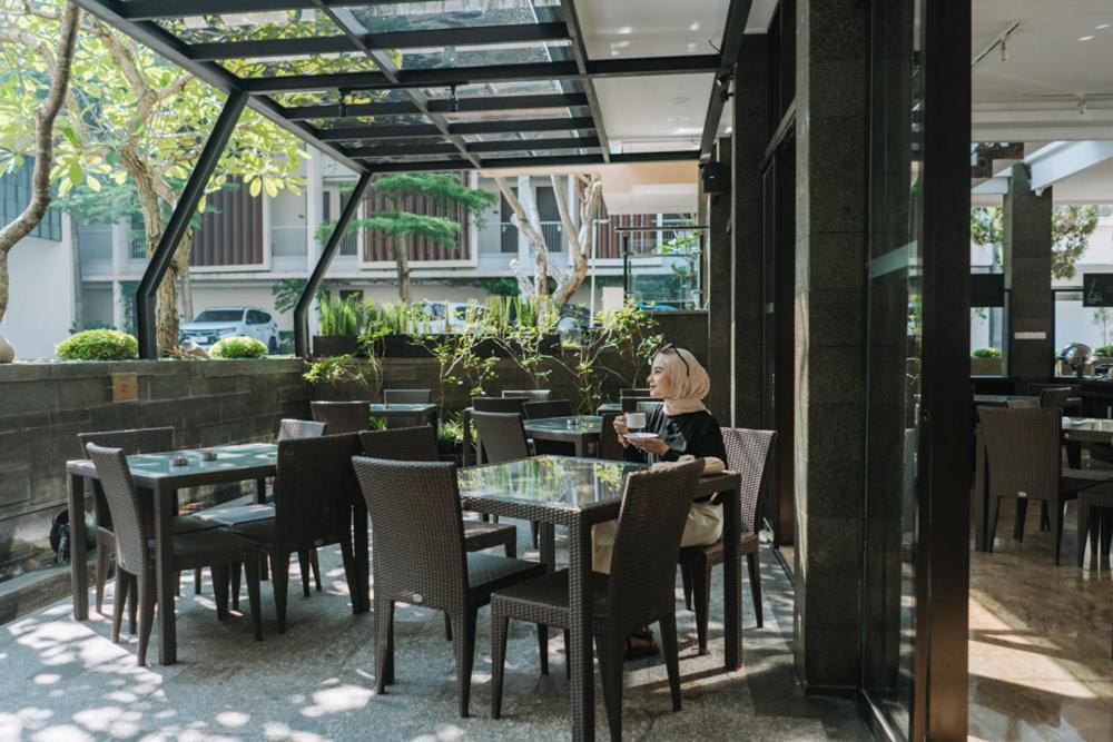 Anugrah Hotel Sukabumi Exterior foto